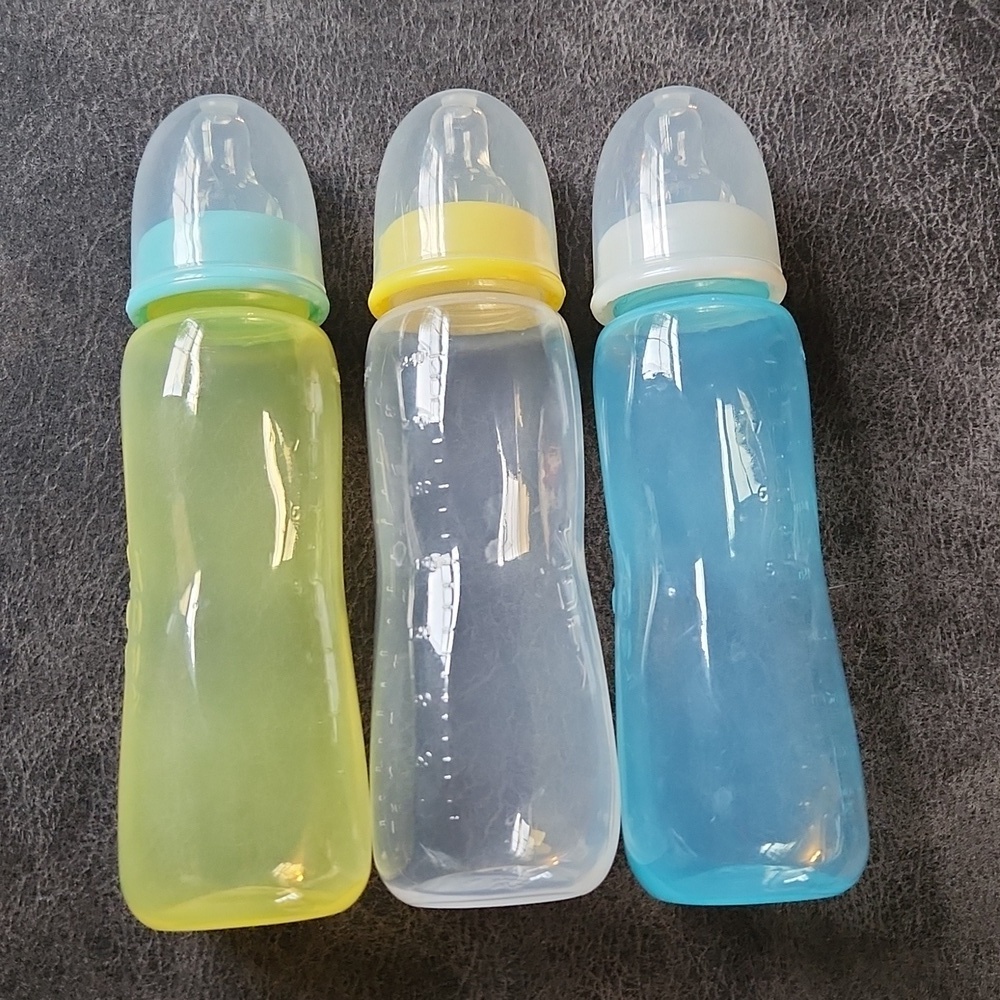 Nuby 3 pack baby bottles. Washed, never used. Like new